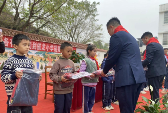 湖南省常德市汉寿县东岳庙乡燕窝村小学