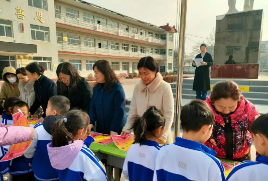 登封市颍阳镇东街小学