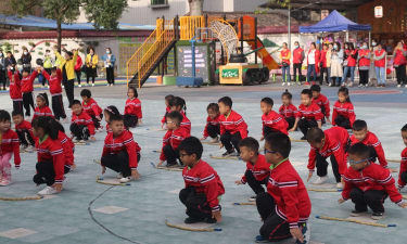 垫江县跳石小学幼儿园