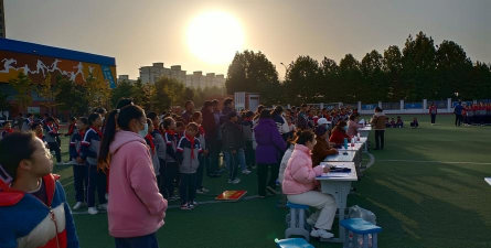 大赉店镇实验小学