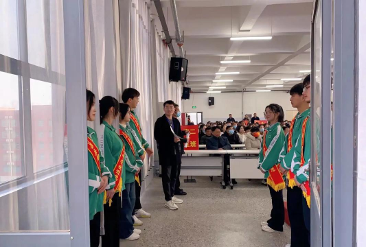 新民市胡台乡初级中学