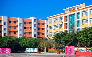 北京市昌平区回龙观中学